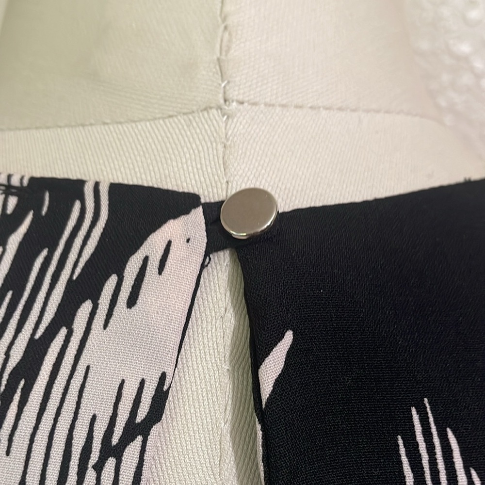 Tyche Black and White Patterned Halter Dress - Picture 4 of 9